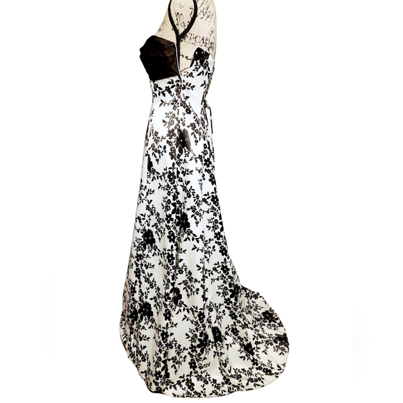 Blondie Nites Black and White Strapless Dress - Picture 3 of 11